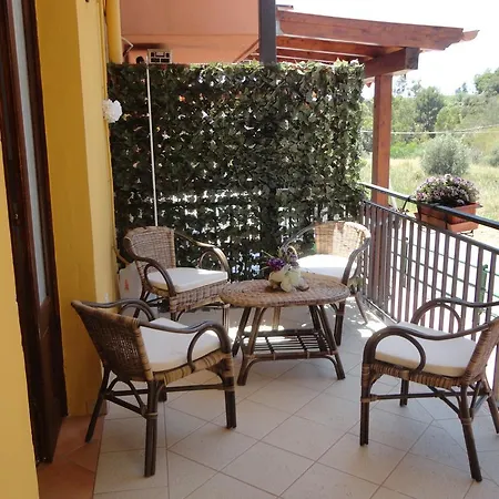 Baciati Dal Sole Apartment *